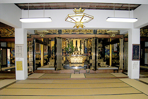 本堂内1